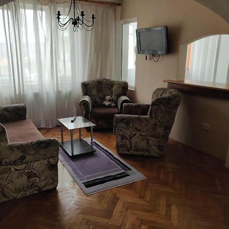 Pelican Proxy Apartment Oradea Exteriér fotografie