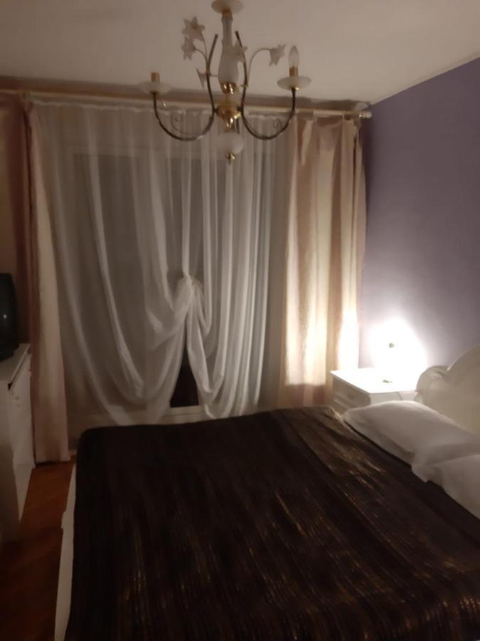 Pelican Proxy Apartment Oradea Exteriér fotografie